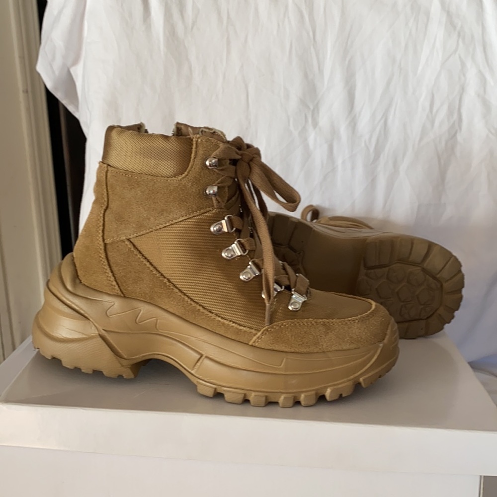 Steve Madden Riland Chunky Boot
